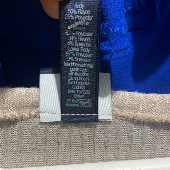 Top - Picture 7 of 7